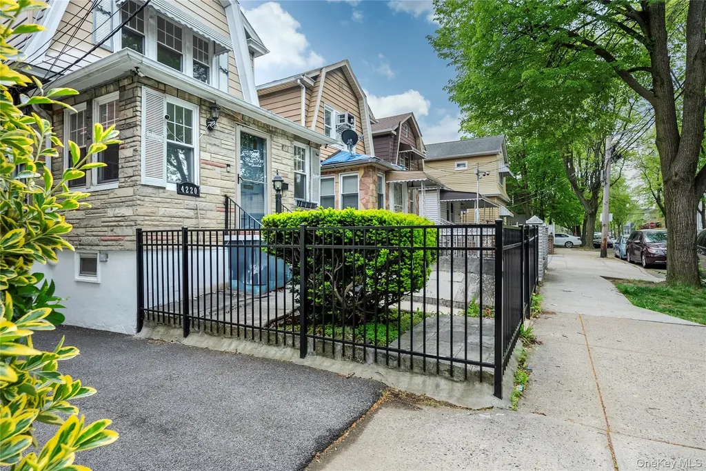 4220 Wickham Avenue Bronx NY 10466
