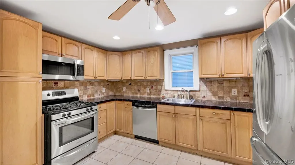 178 Crescent Place Yonkers NY 10704