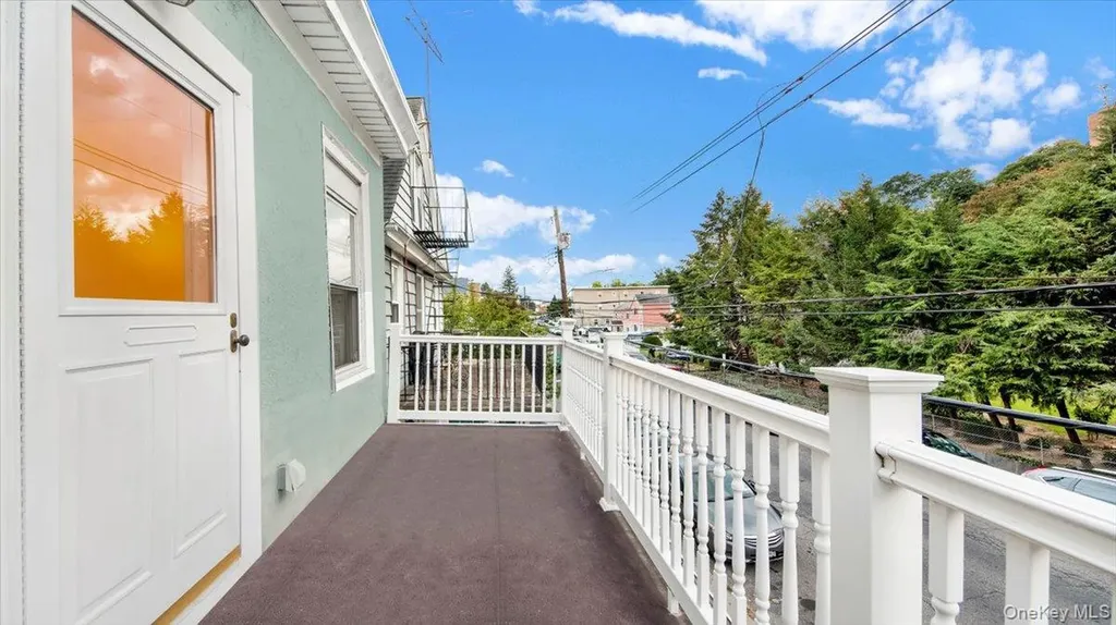 178 Crescent Place Yonkers NY 10704