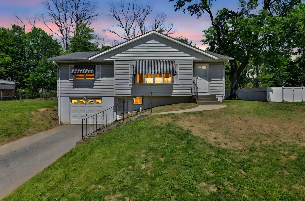 57 Harth Drive New Windsor NY 12553