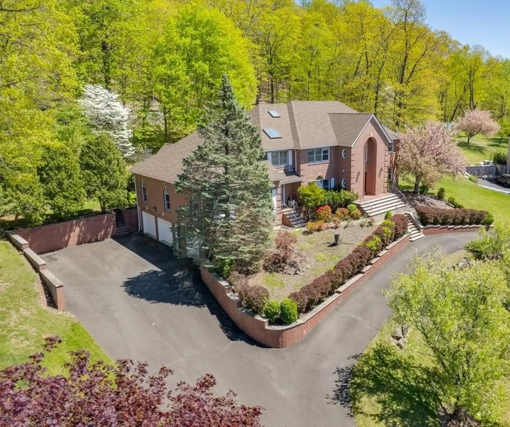 4 Pine Glen Drive Blauvelt NY 10913