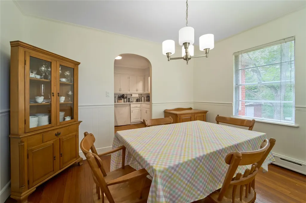 34 Brook Run Drive Medford NY 11763