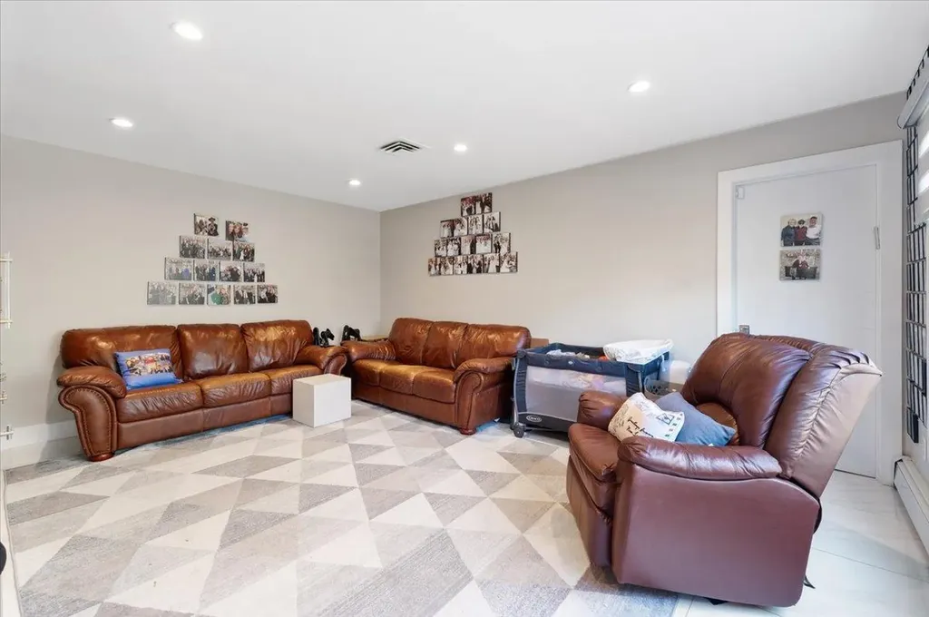 385 Forest Avenue Woodmere NY 11598
