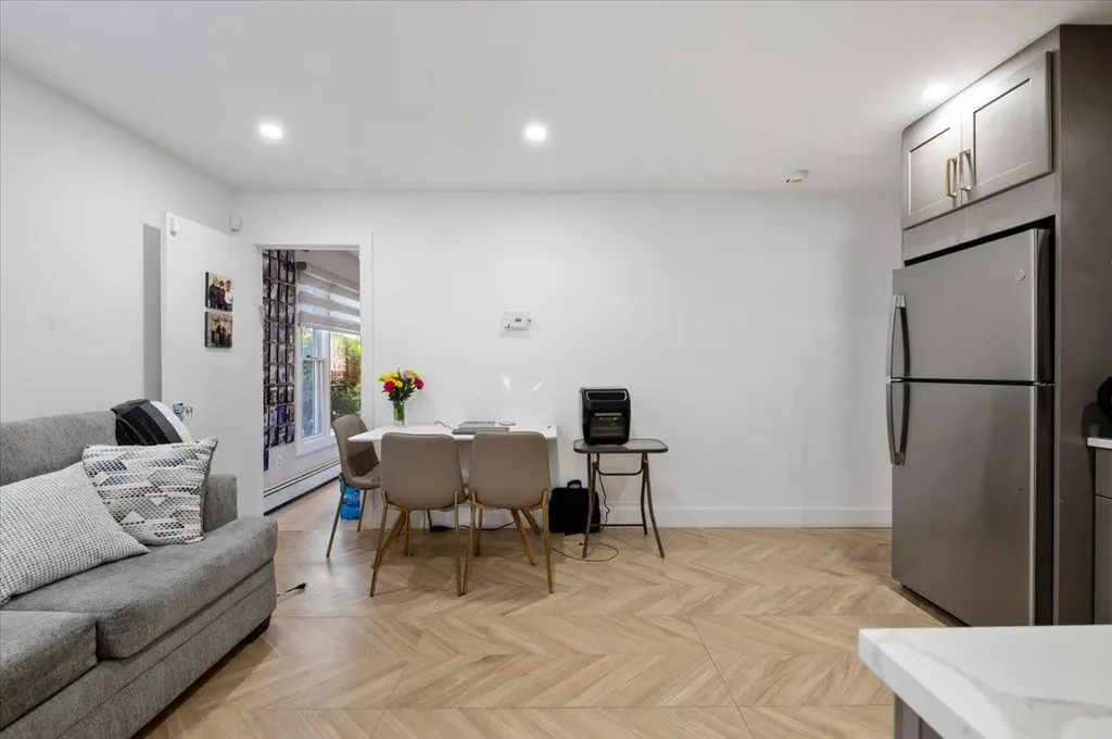 385 Forest Avenue Woodmere NY 11598