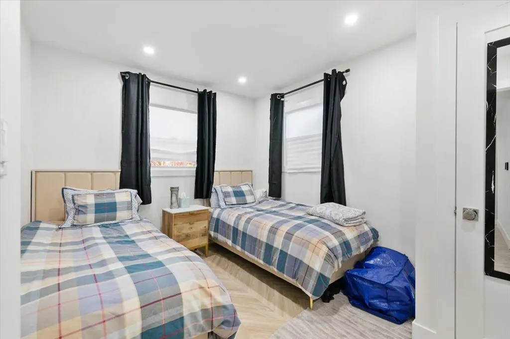 385 Forest Avenue Woodmere NY 11598