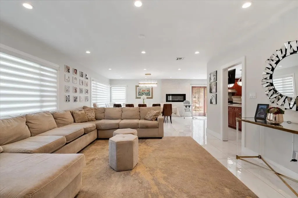 385 Forest Avenue Woodmere NY 11598