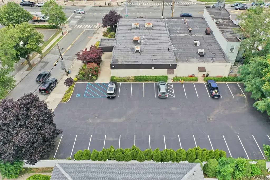 1529 Hempstead Elmont NY 11003