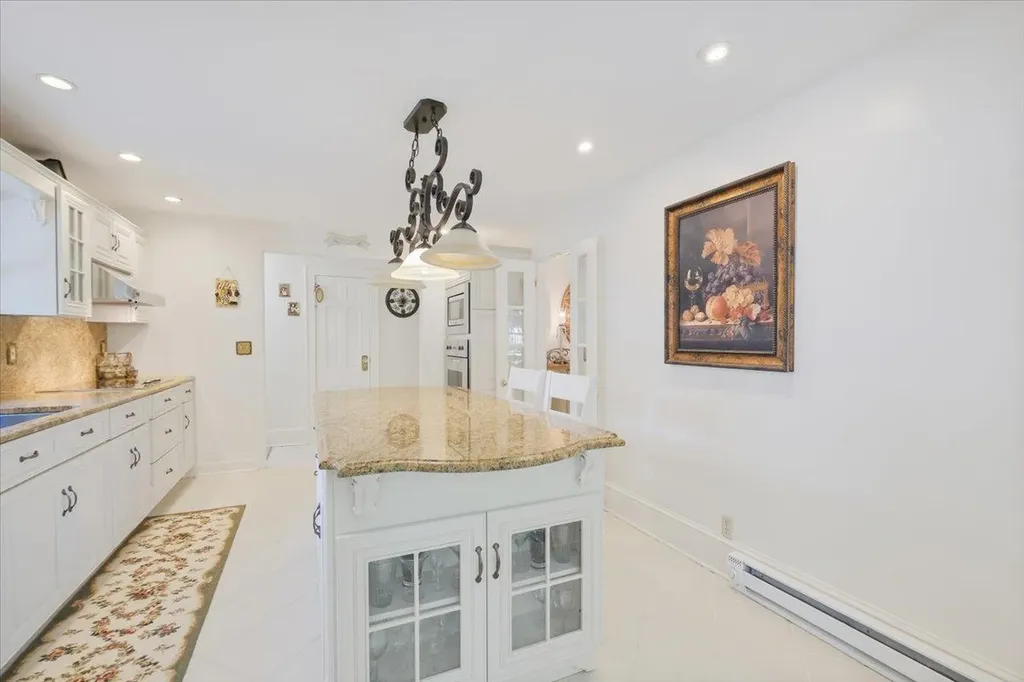82 E Cedar Street Poughkeepsie NY 12601