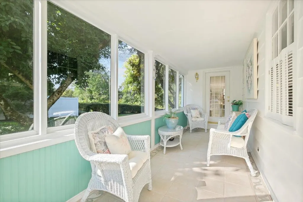 82 E Cedar Street Poughkeepsie NY 12601