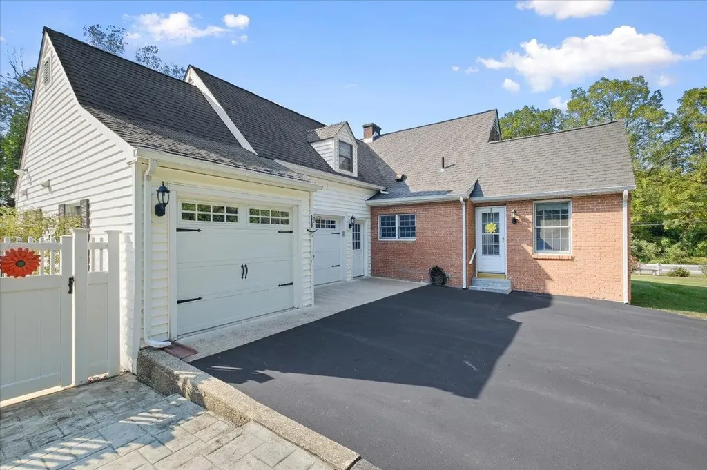 82 E Cedar Street Poughkeepsie NY 12601