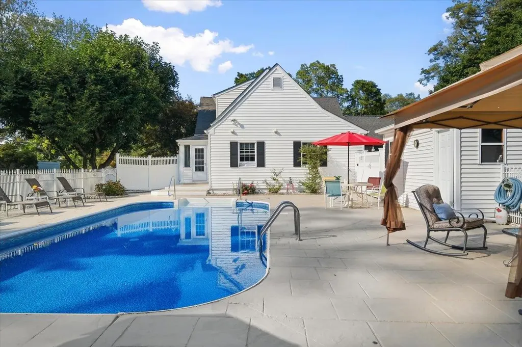 82 E Cedar Street Poughkeepsie NY 12601