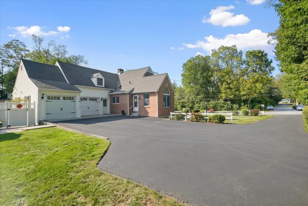 82 E Cedar Street Poughkeepsie NY 12601