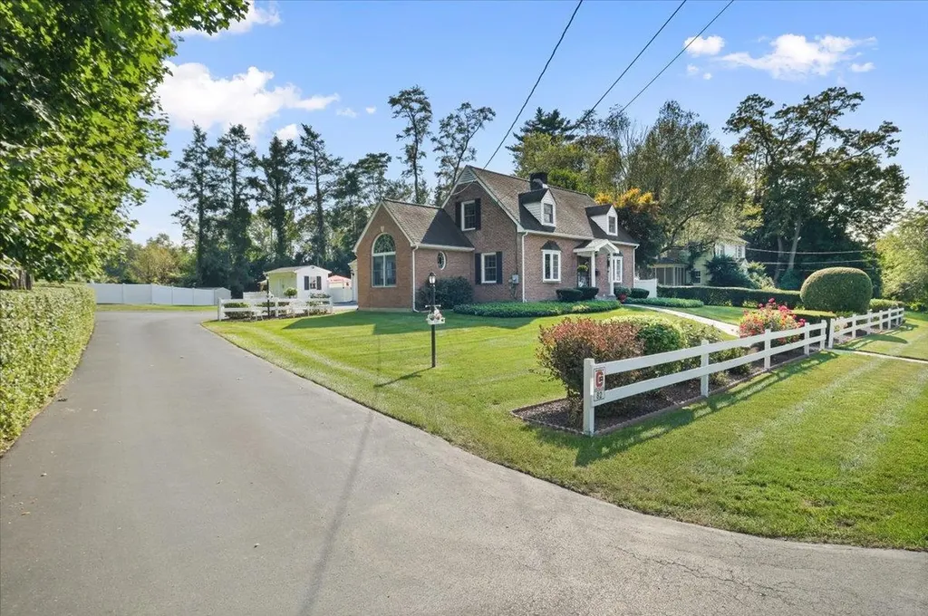 82 E Cedar Street Poughkeepsie NY 12601