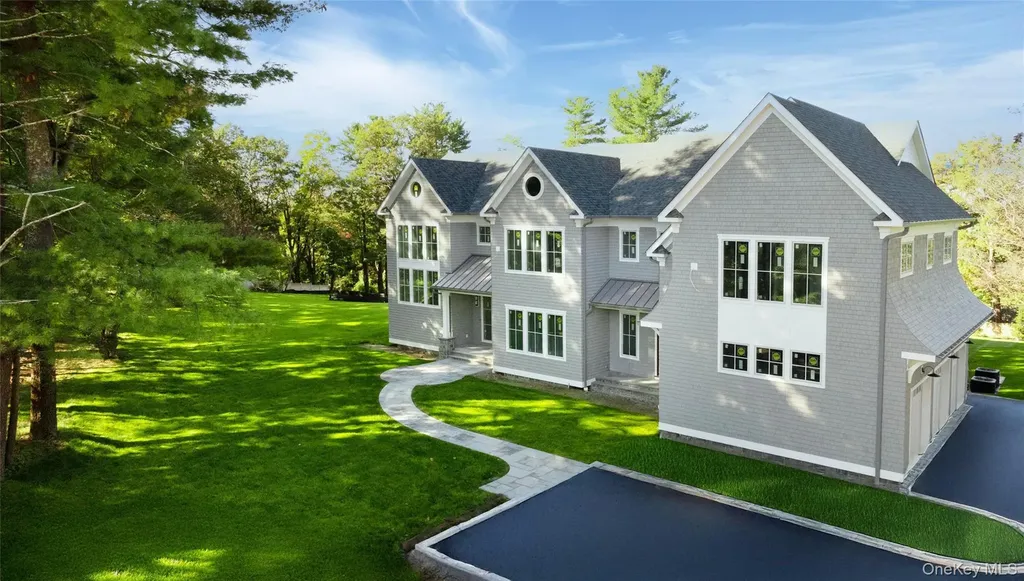 21 Whippoorwill Road Armonk NY 10504