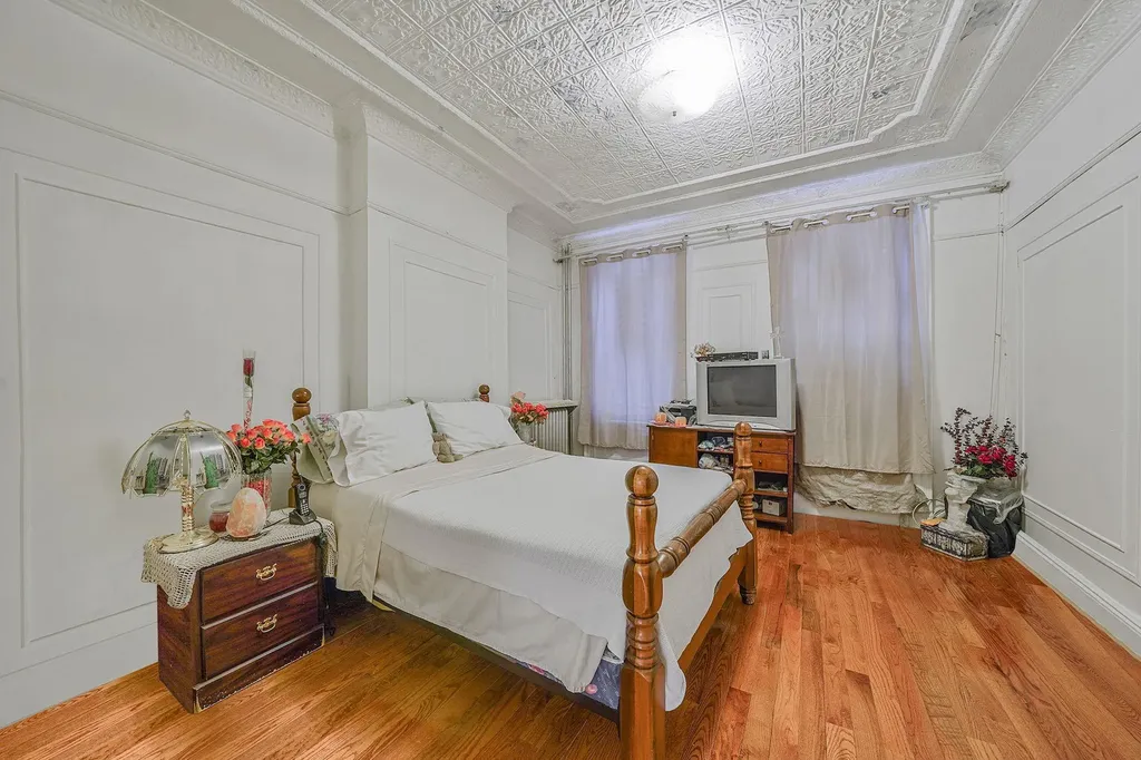 295 Autumn Avenue Brooklyn NY 11208