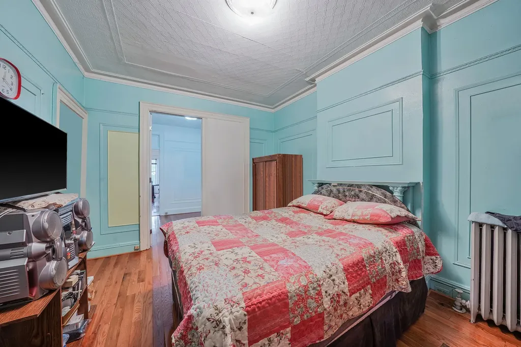 295 Autumn Avenue Brooklyn NY 11208