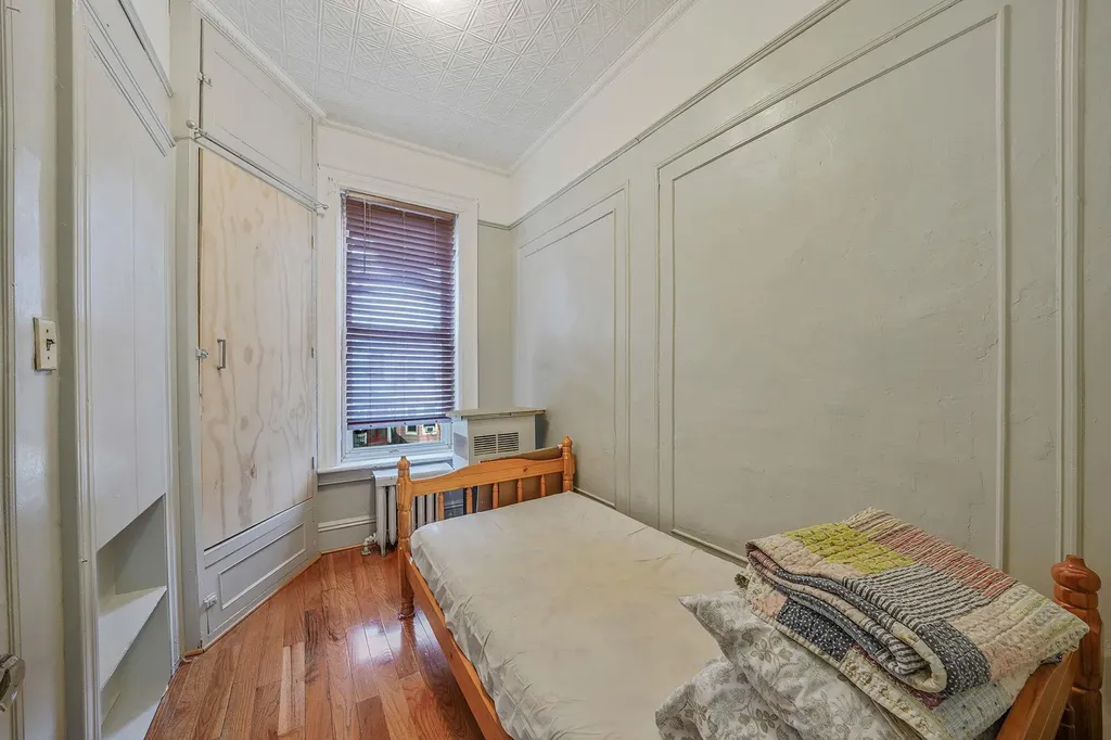 295 Autumn Avenue Brooklyn NY 11208