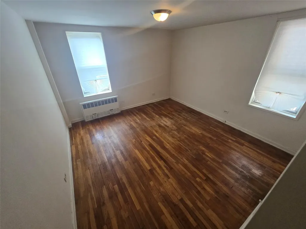 1475 Thieriot Avenue Bronx NY 10460