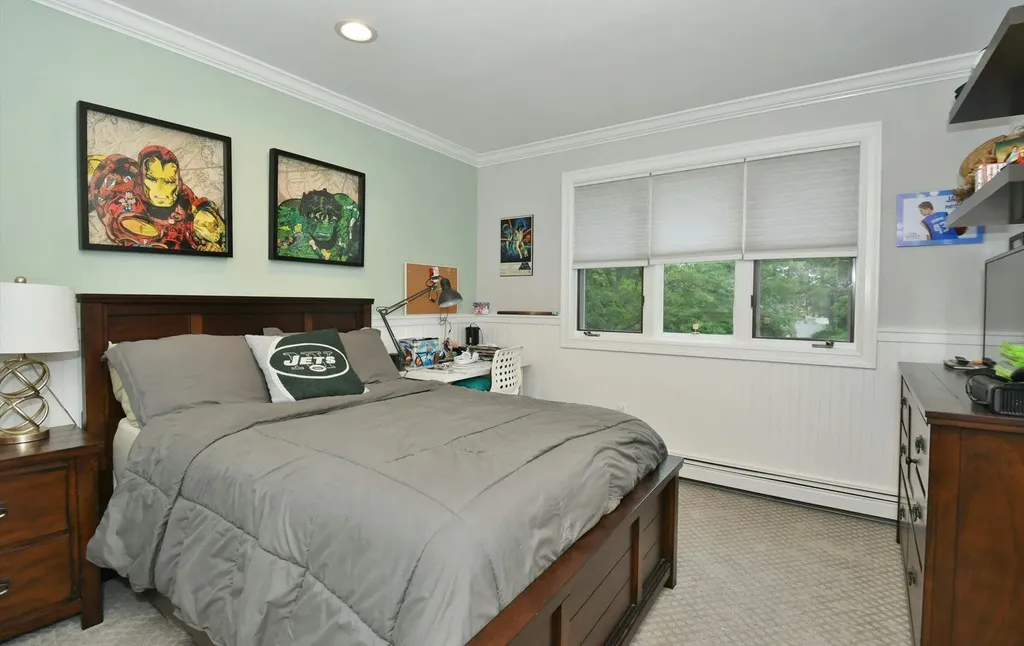 17 Riesling Court Commack NY 11725