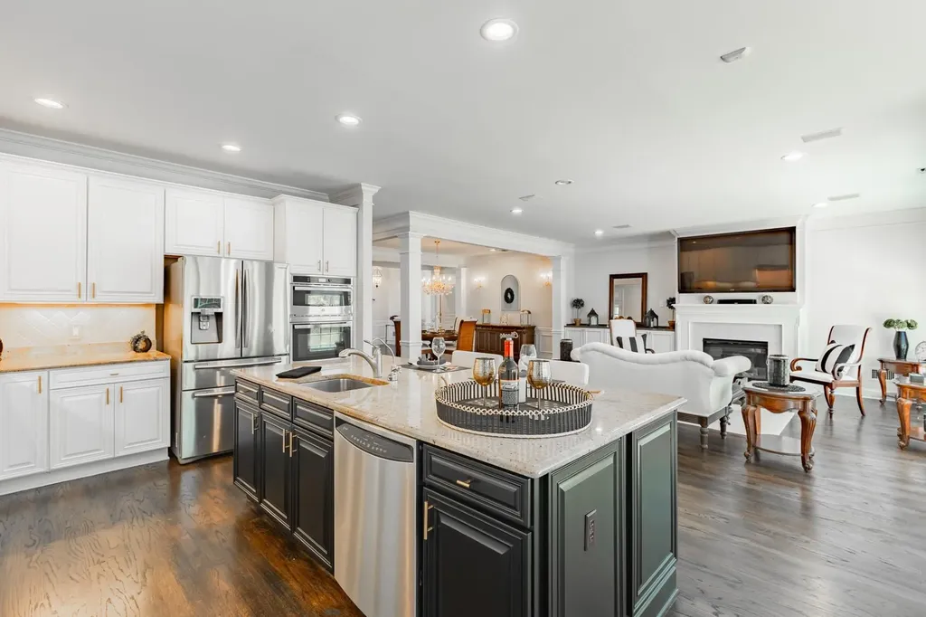 130 Scott Drive W Westhampton NY 11977