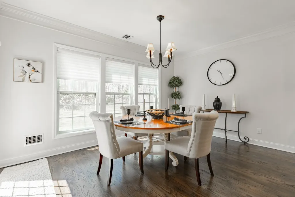 130 Scott Drive W Westhampton NY 11977
