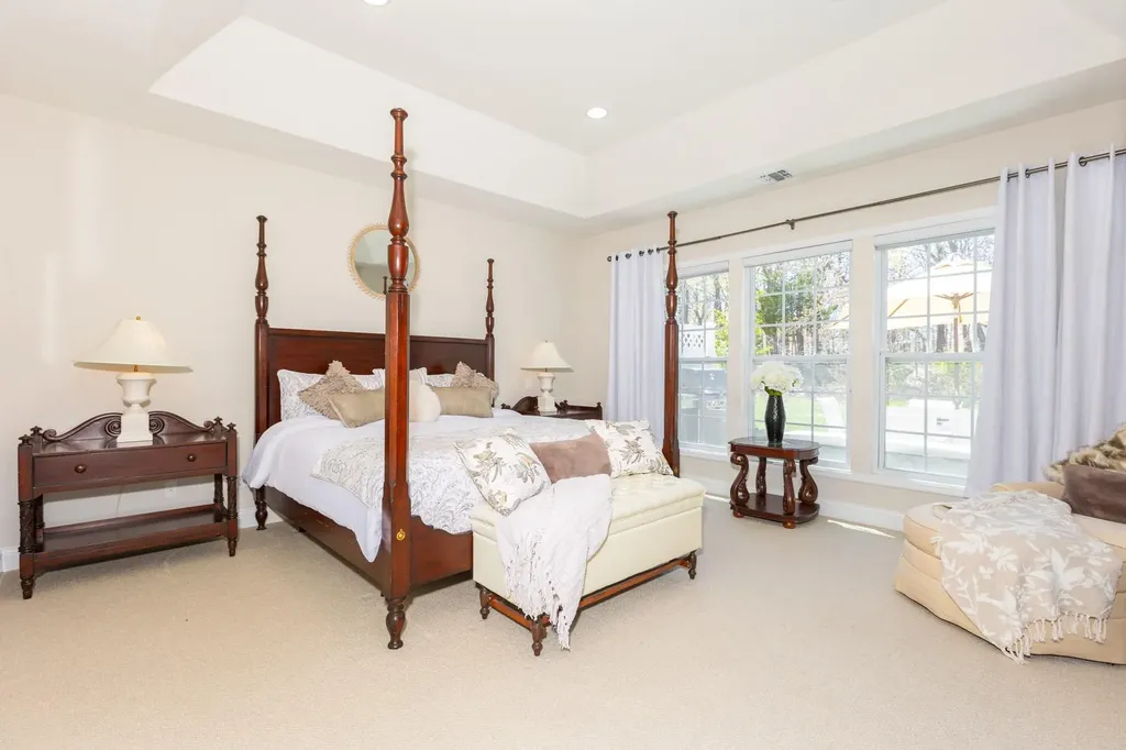 130 Scott Drive W Westhampton NY 11977
