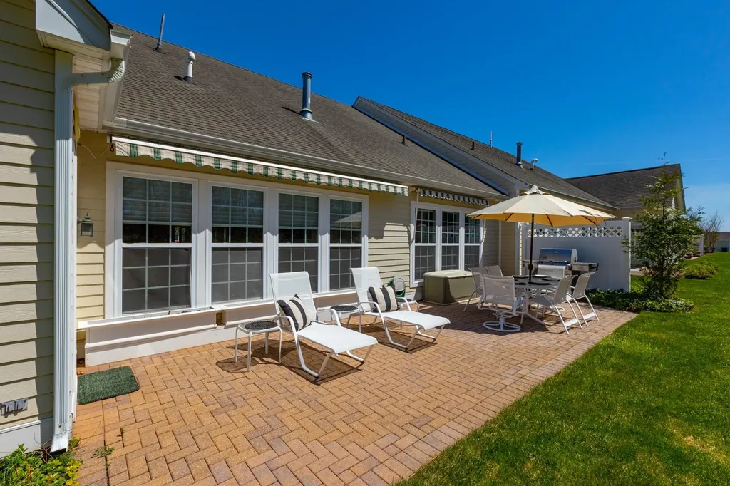 130 Scott Drive W Westhampton NY 11977