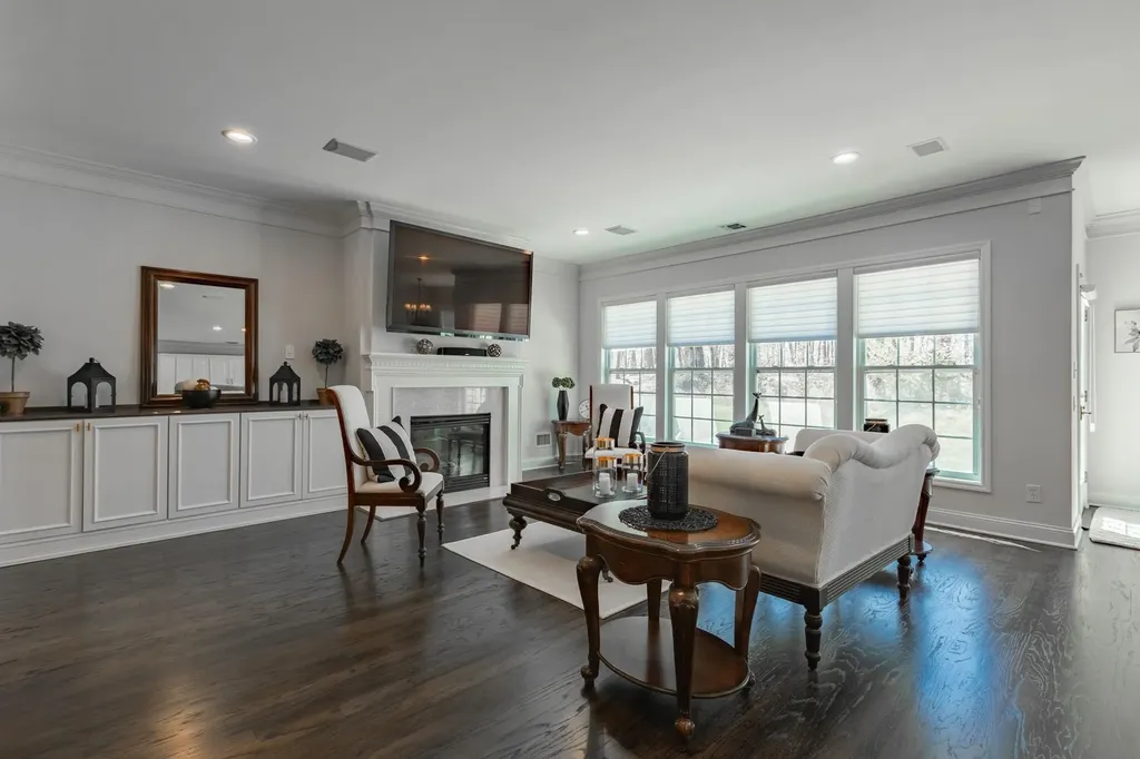 130 Scott Drive W Westhampton NY 11977