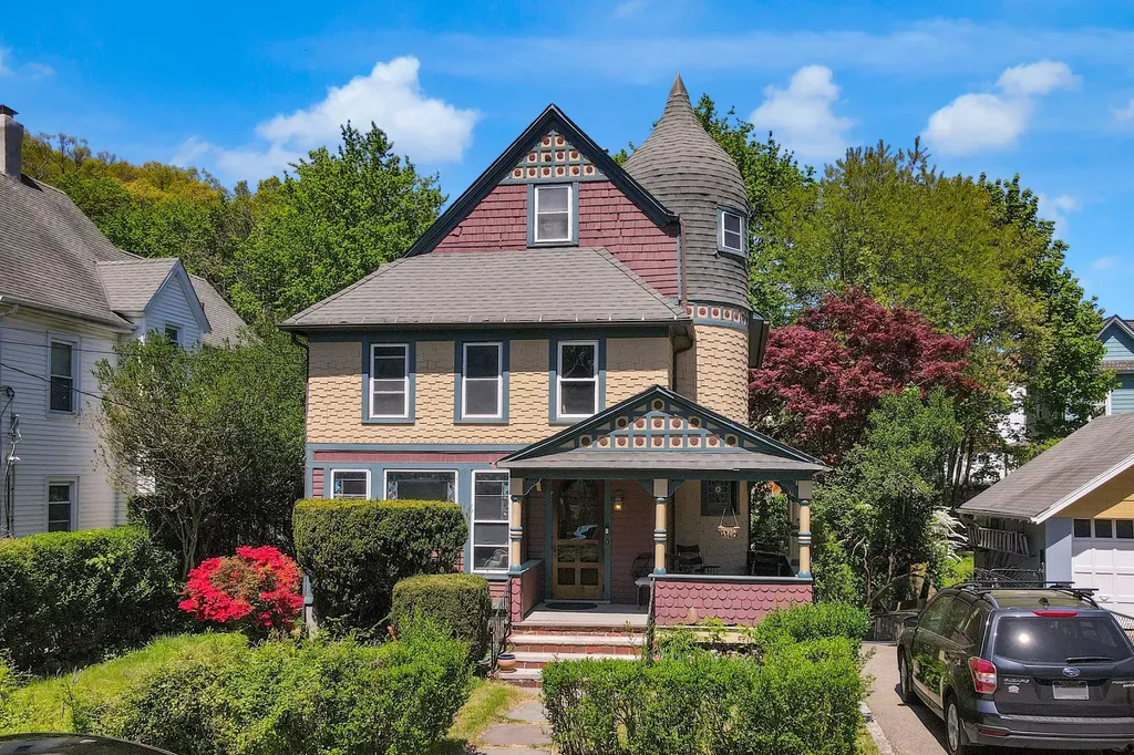 864 Paulding Street Peekskill NY 10566