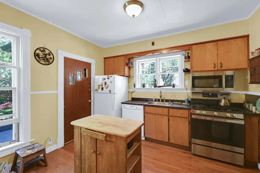 864 Paulding Street Peekskill NY 10566