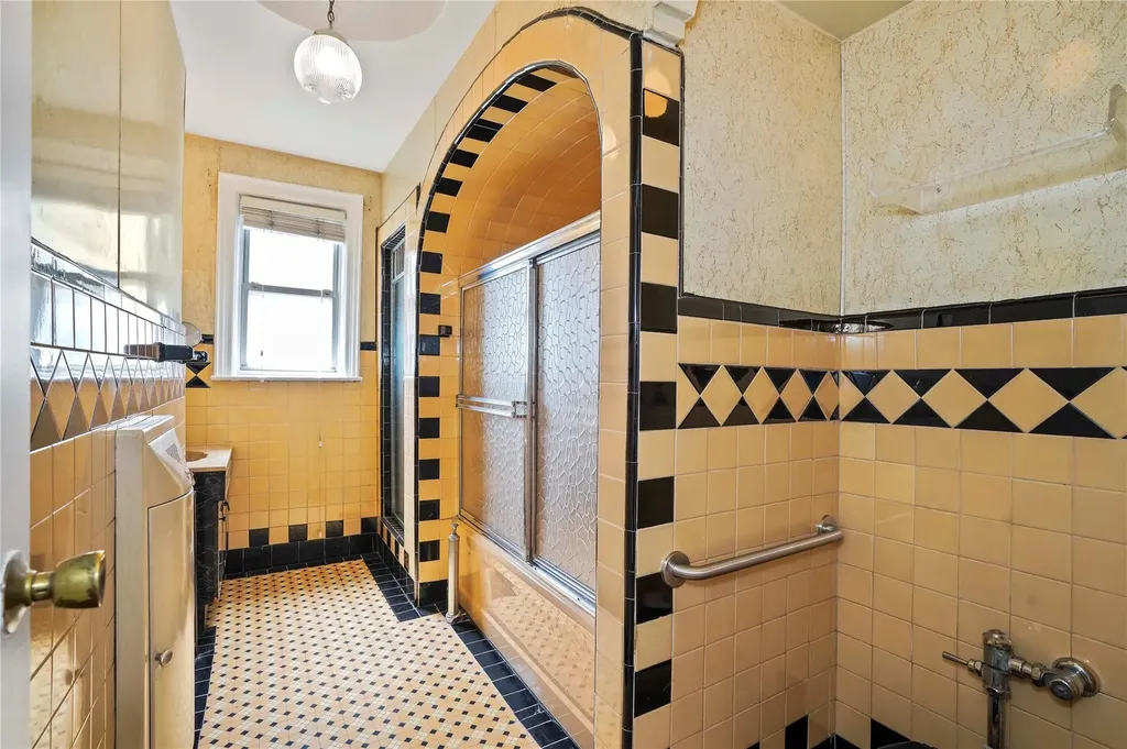 1804 Avenue X Brooklyn NY 11235