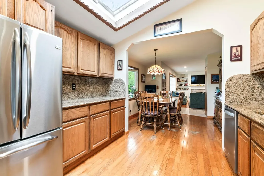 15 Kevin Road Commack NY 11725