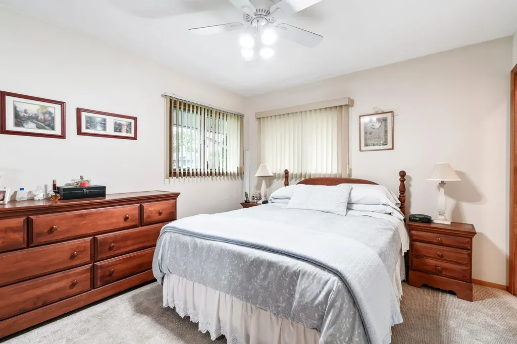 15 Kevin Road Commack NY 11725