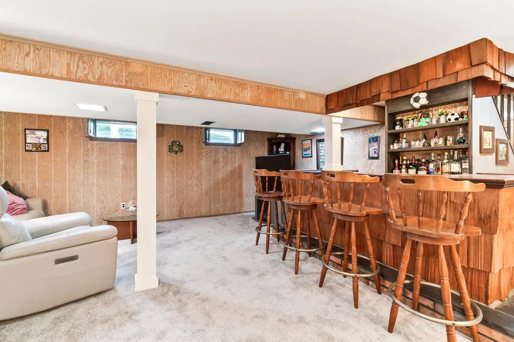 15 Kevin Road Commack NY 11725