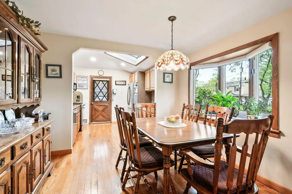 15 Kevin Road Commack NY 11725