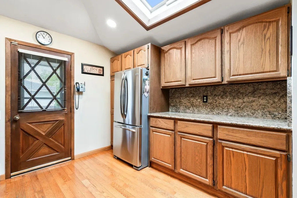 15 Kevin Road Commack NY 11725