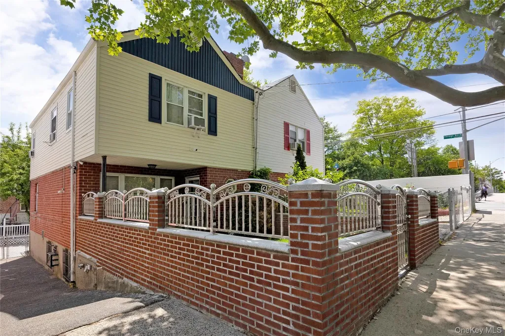 3152 Randall Avenue Bronx NY 10465