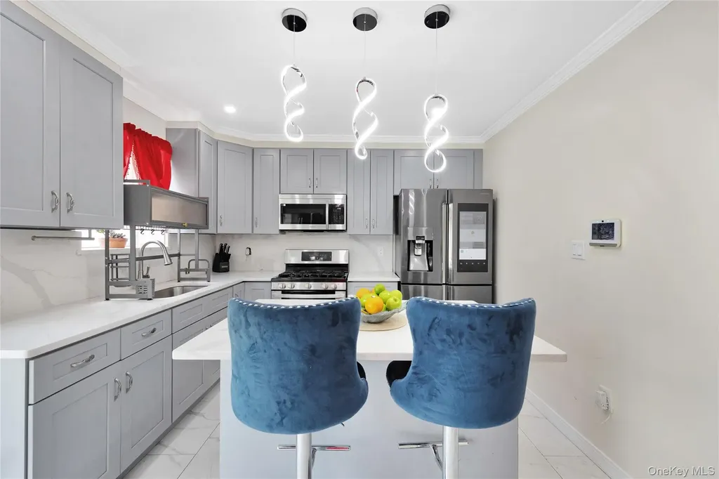 3152 Randall Avenue Bronx NY 10465
