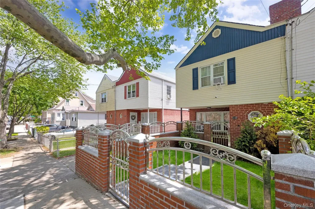 3152 Randall Avenue Bronx NY 10465