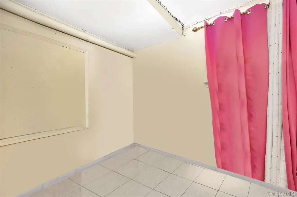 3152 Randall Avenue Bronx NY 10465