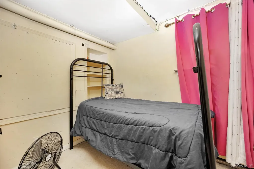 3152 Randall Avenue Bronx NY 10465