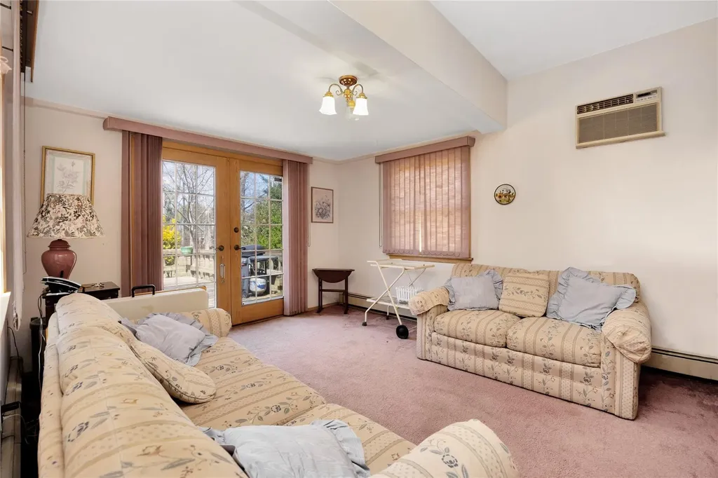 5 Krause Street Bay Shore NY 11706