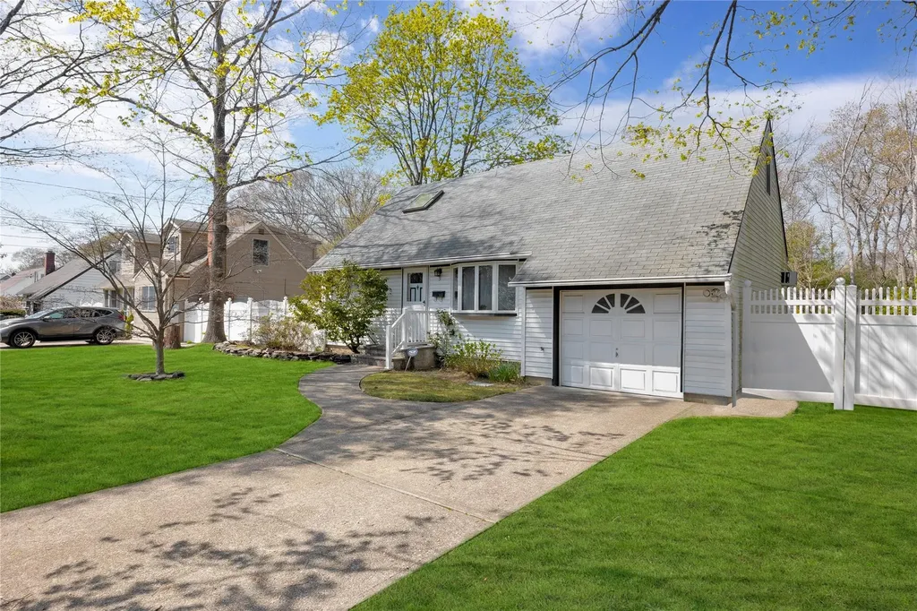 5 Krause Street Bay Shore NY 11706