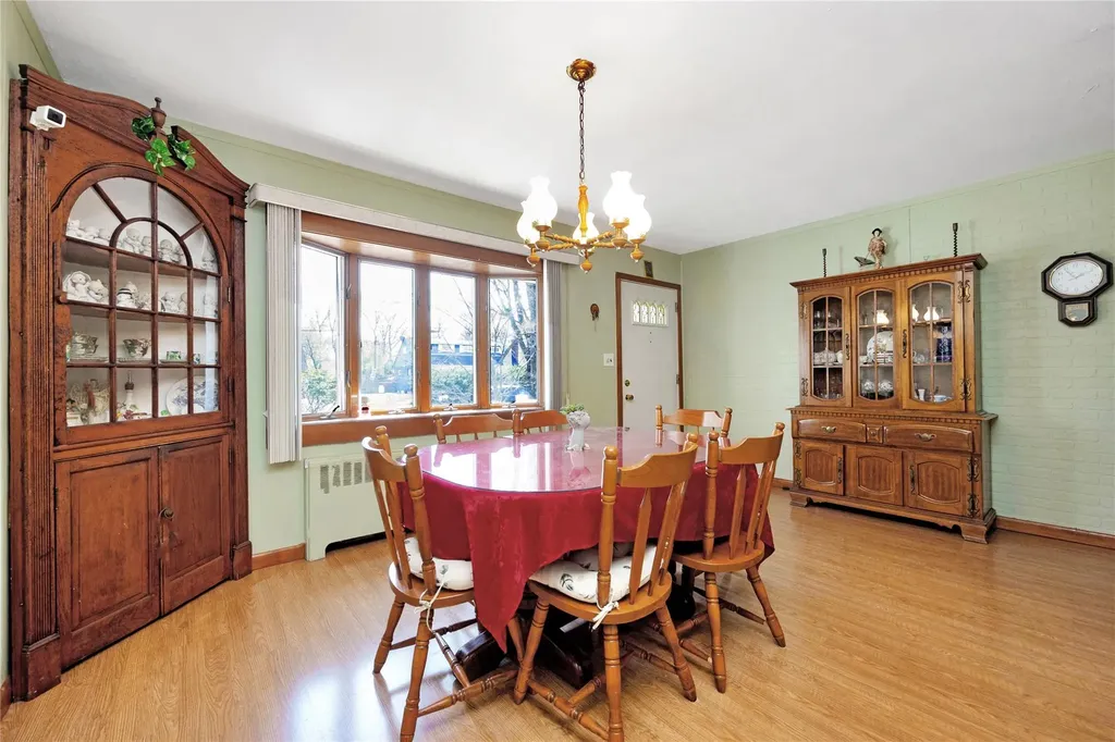 5 Krause Street Bay Shore NY 11706