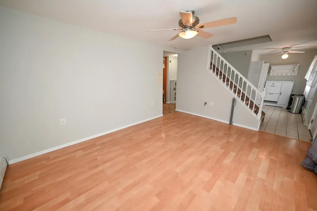 14 Daisy Lane Levittown NY 11756