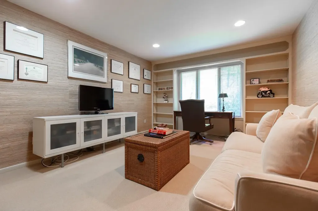 10 Kenilworth Lane Rye NY 10580