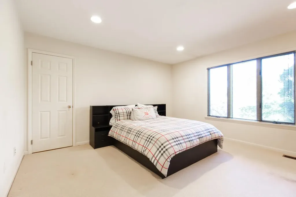 10 Kenilworth Lane Rye NY 10580