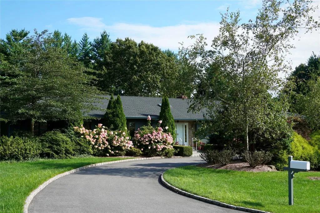 10 Kenilworth Lane Rye NY 10580