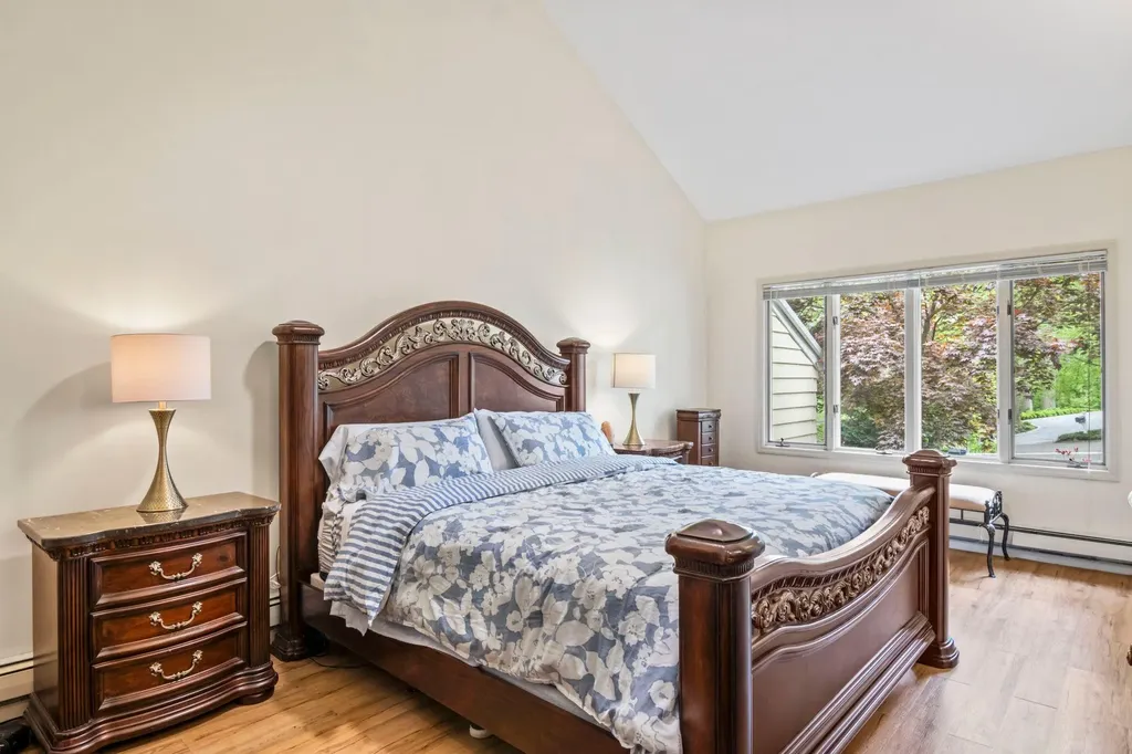 22 Overbrook Drive Centerport NY 11721