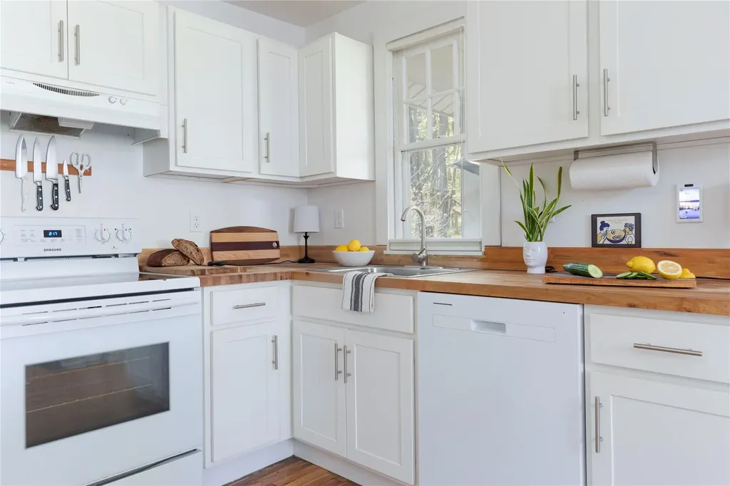 161 Camp Road Red Hook NY 12571